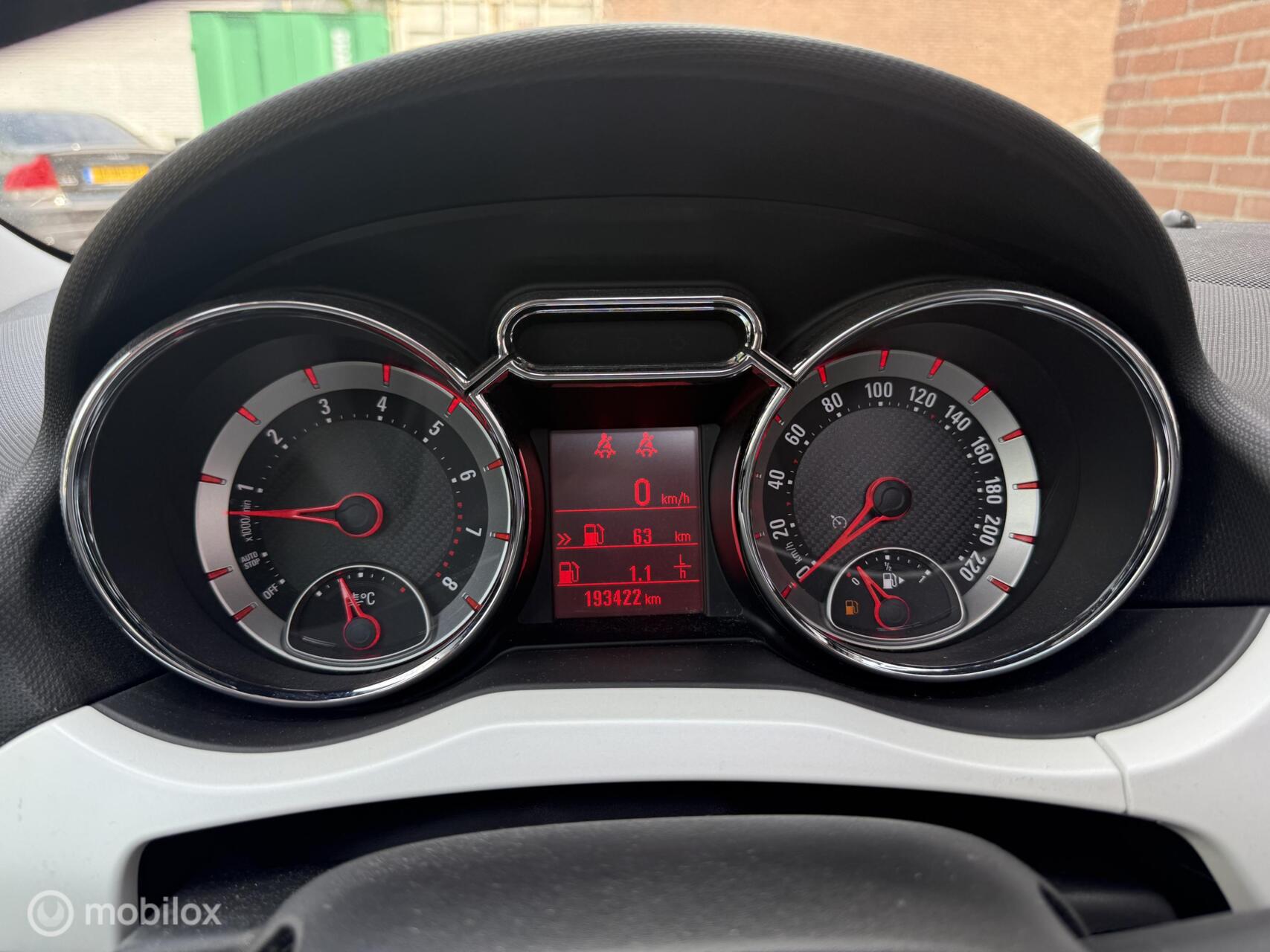 Foto van Opel Adam