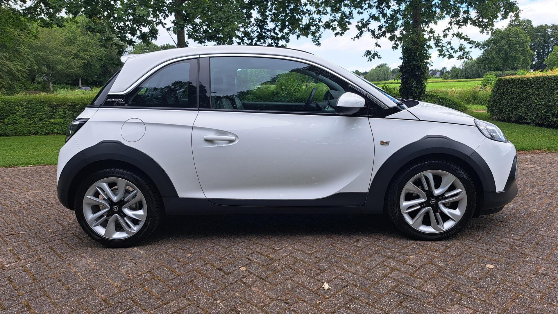 Foto van Opel Adam