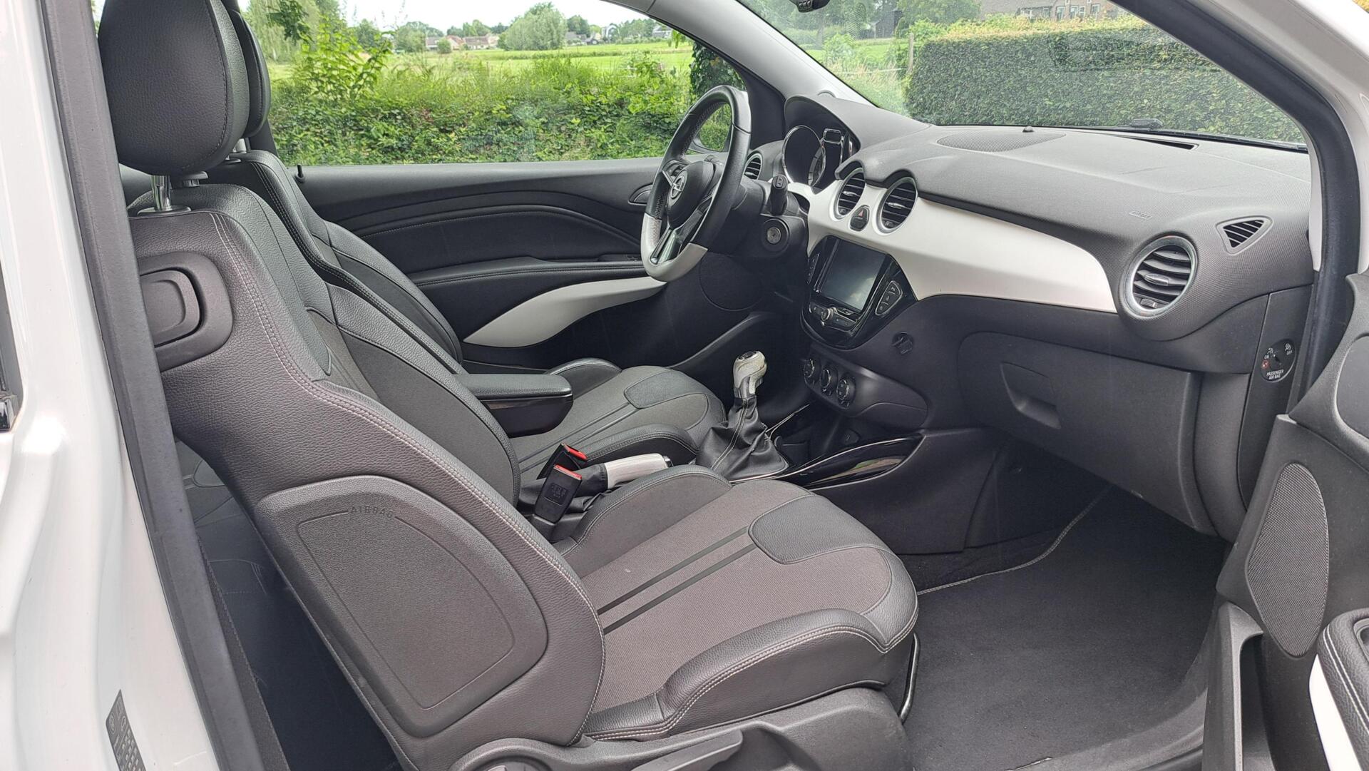 Foto van Opel Adam