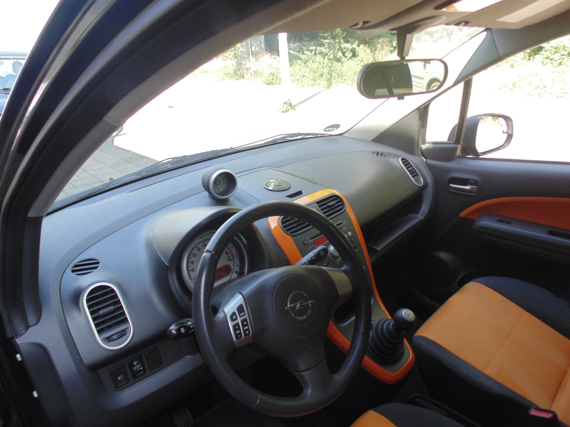 Foto van Opel Agila