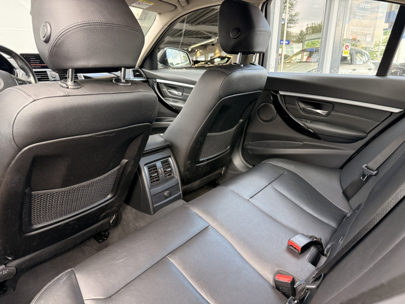 Foto van BMW 318i