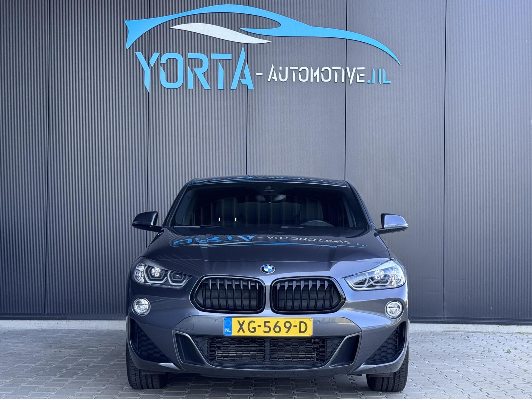 Foto van BMW X2 Sdrive20i