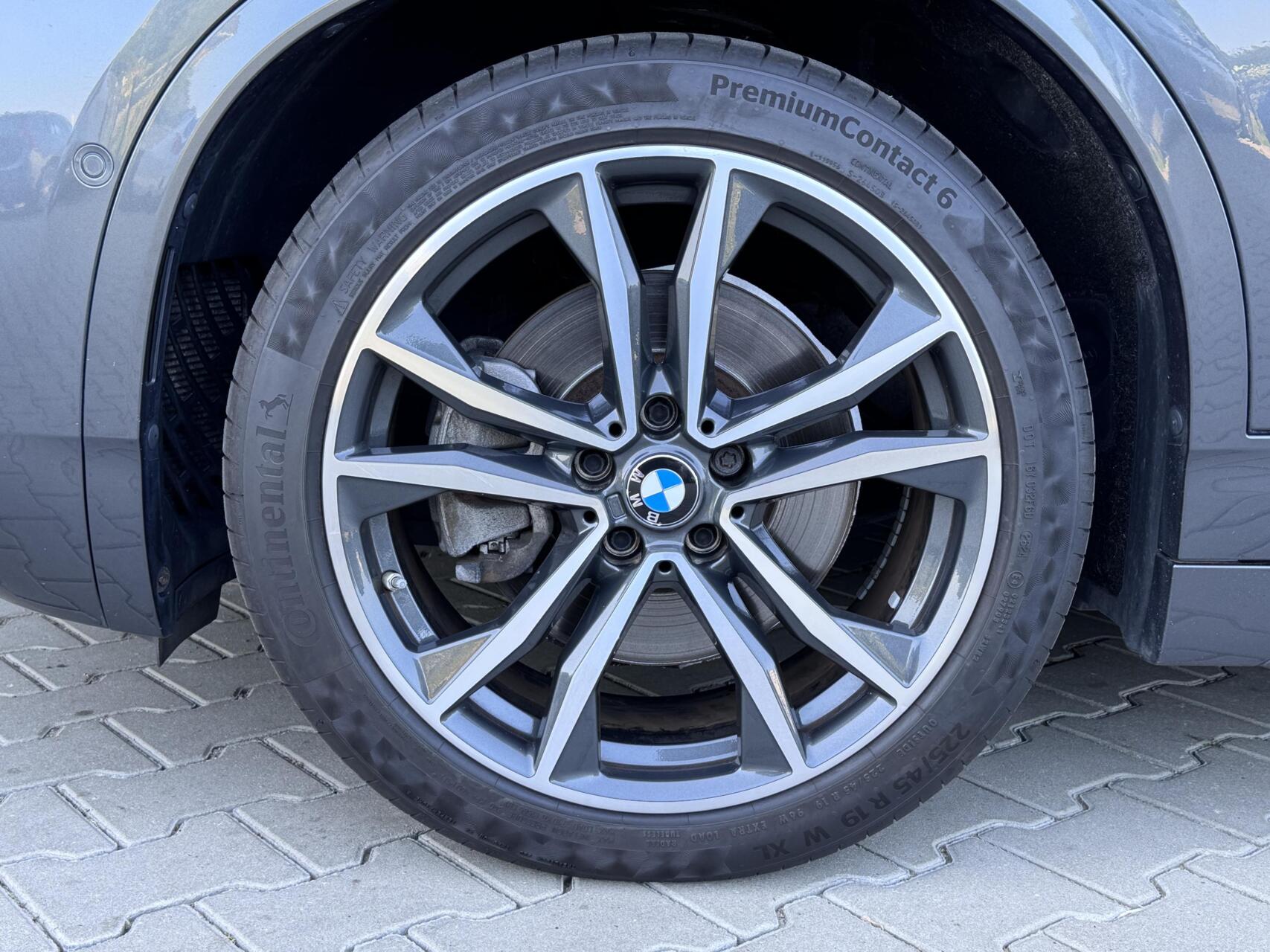 Foto van BMW X2 Sdrive20i