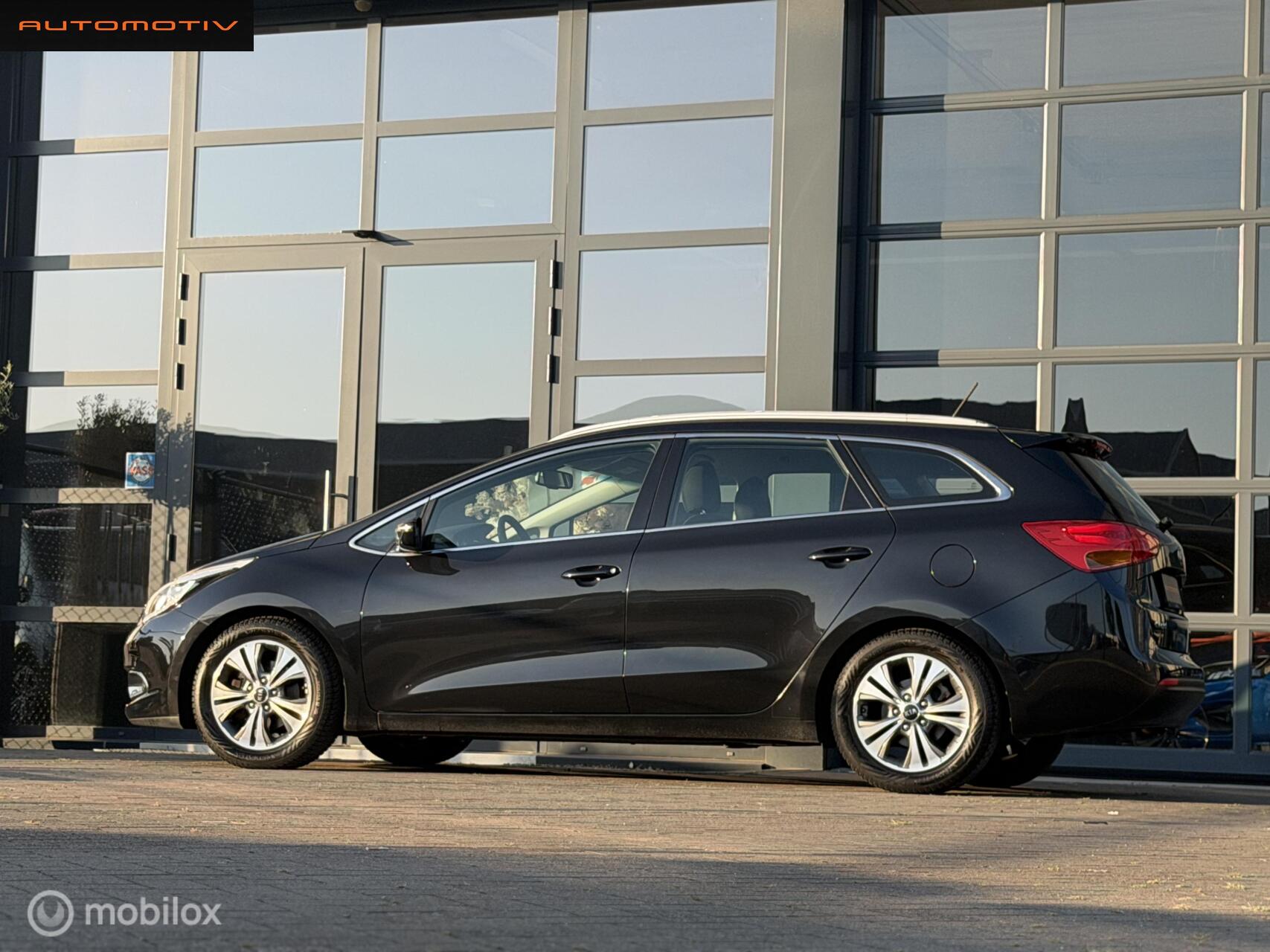 Foto van Kia Cee D
