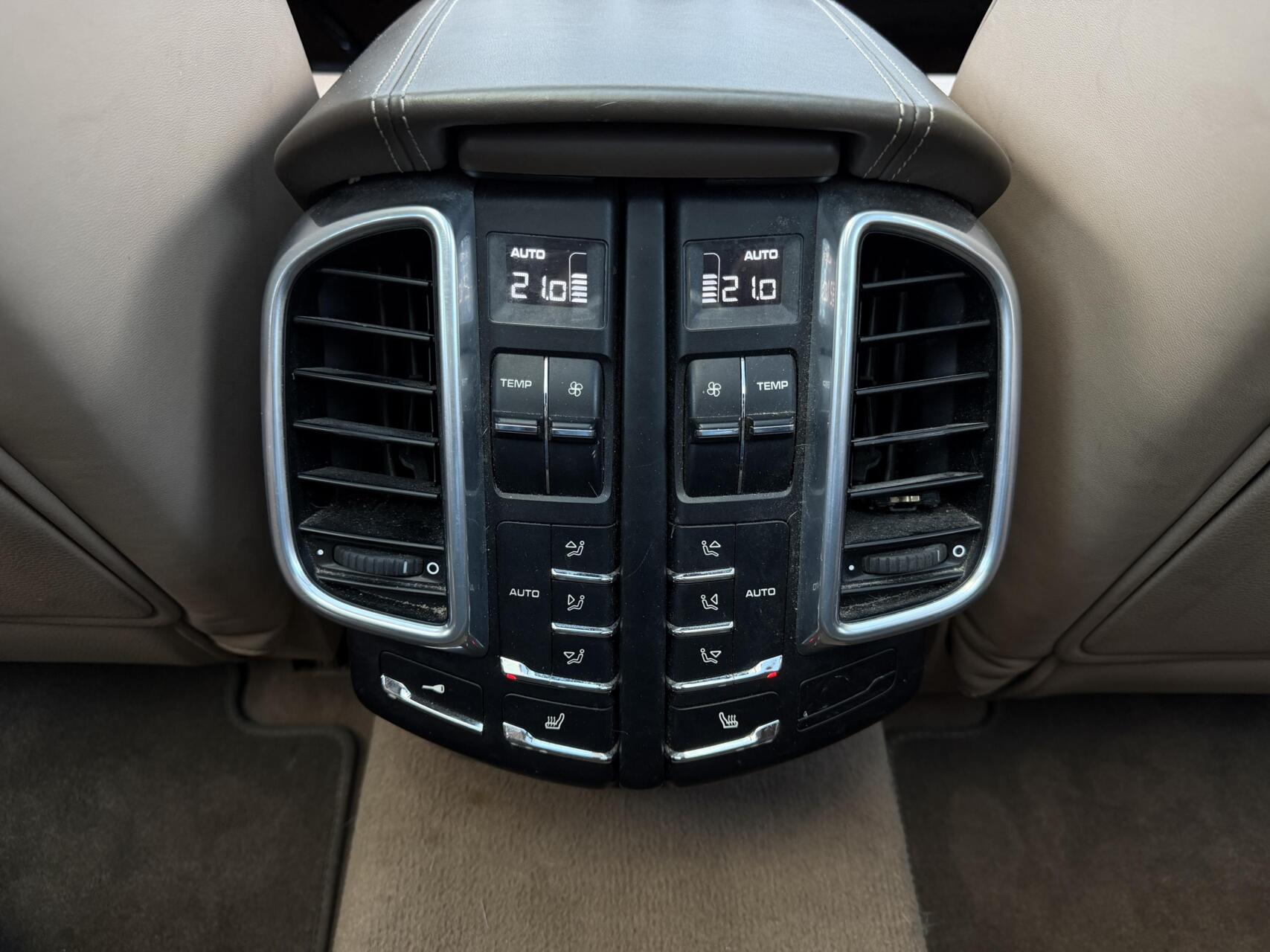 Foto van Porsche Cayenne Diesel