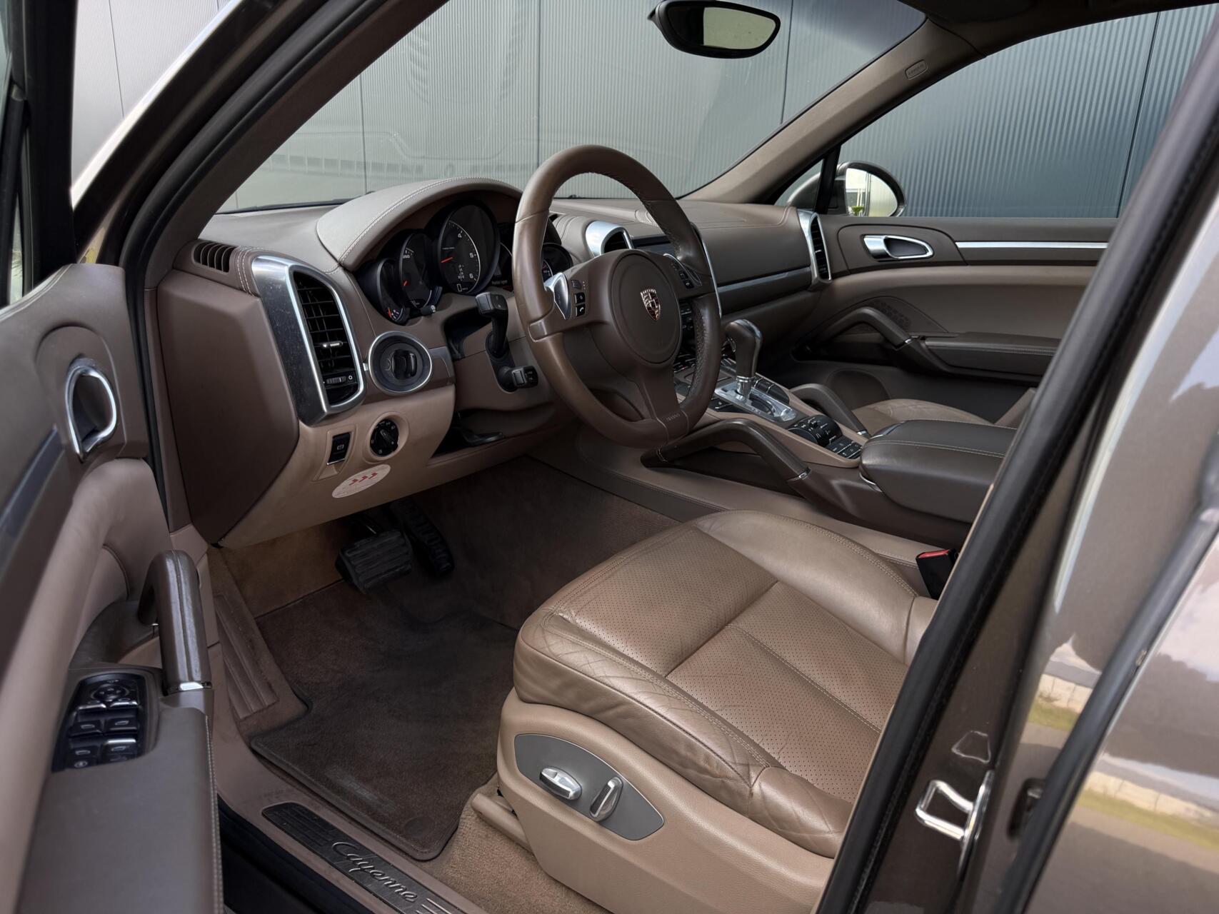 Foto van Porsche Cayenne Diesel
