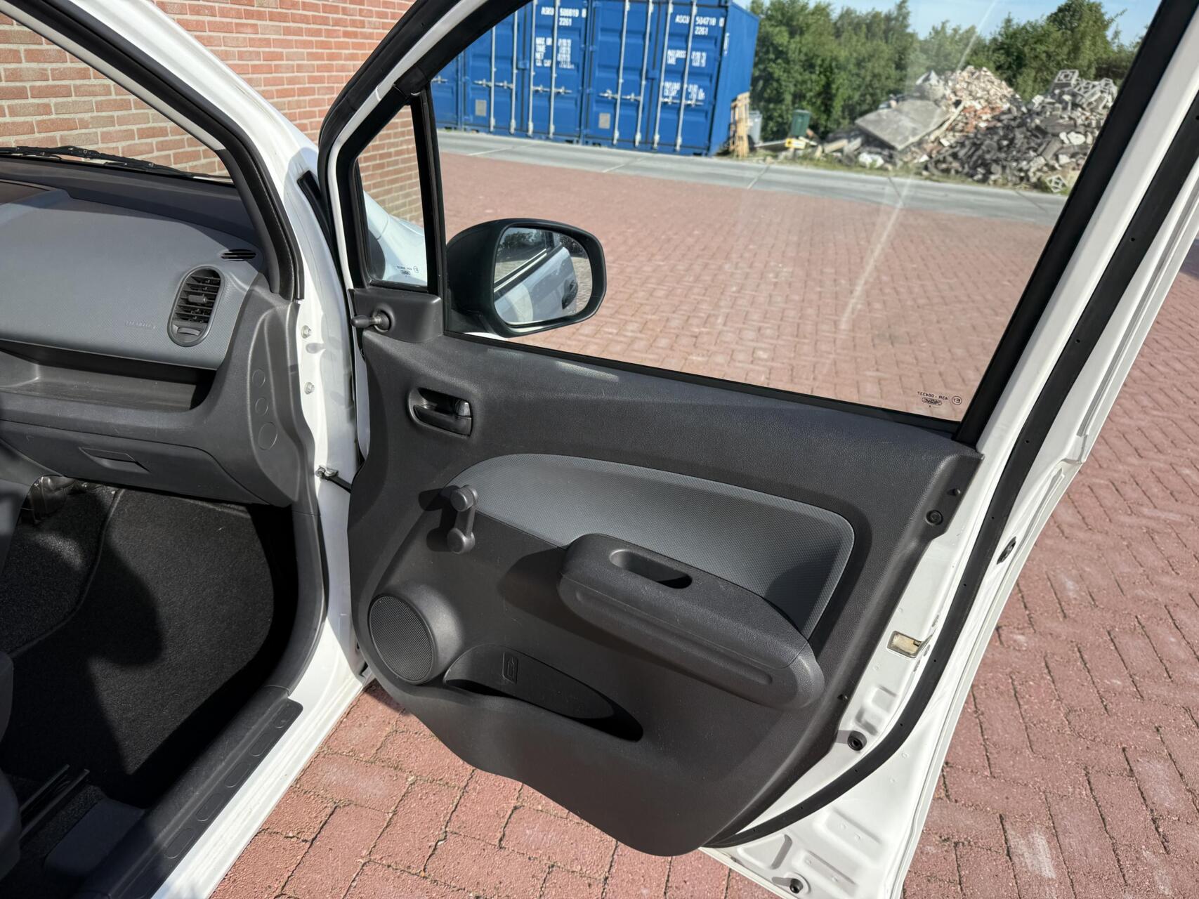 Foto van Suzuki Splash