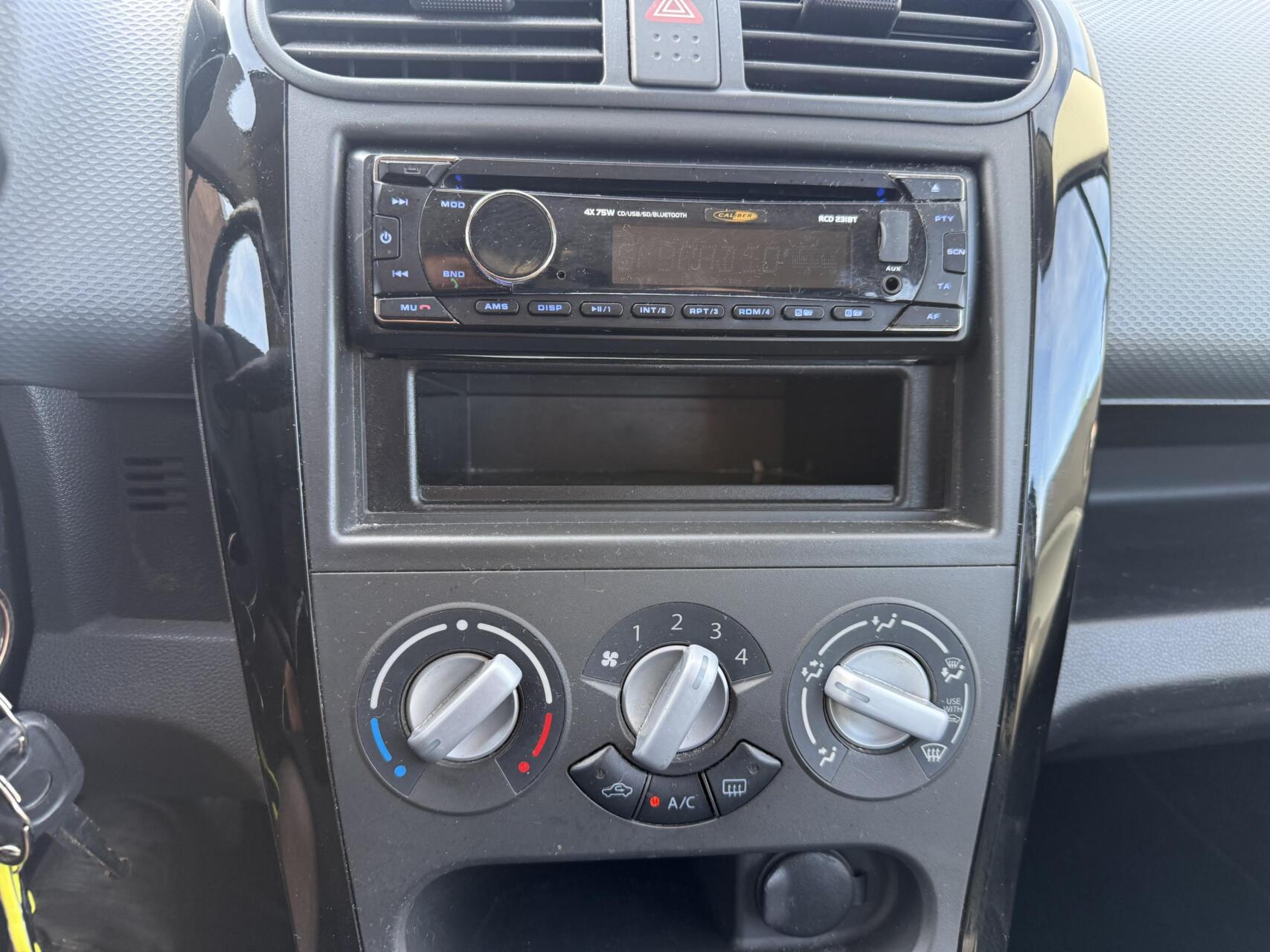 Foto van Suzuki Splash