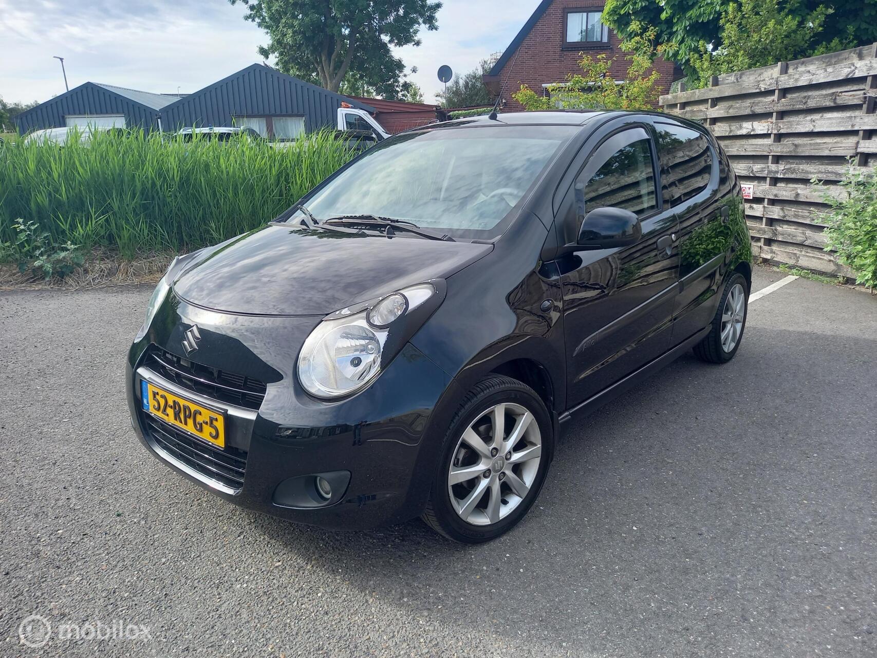 Suzuki Alto 1.0 Silver-line 2011 - voorkant