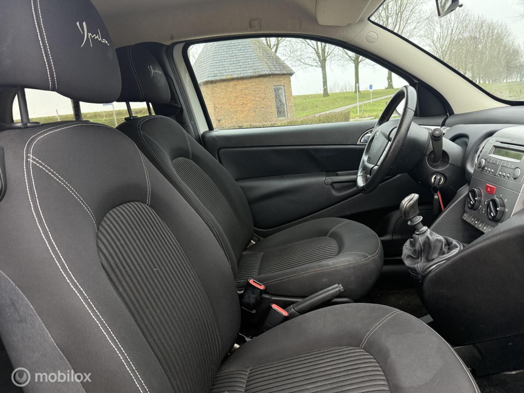 Foto van Lancia Lancia Ypsilon