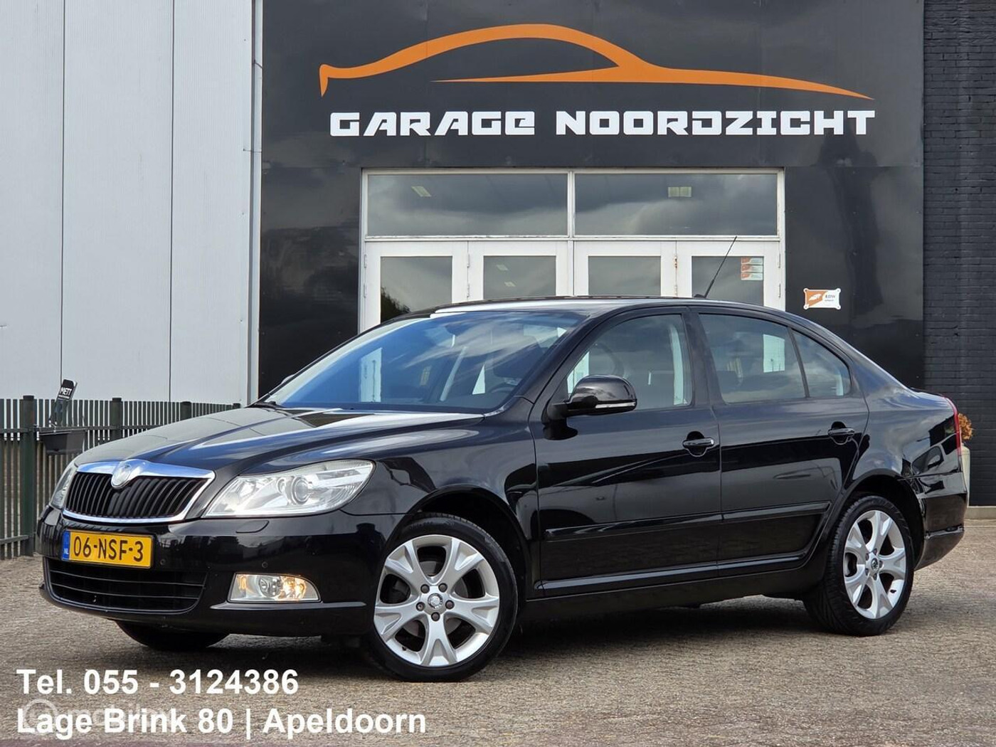 Skoda Octavia 1.4 TSI Elegance Business Line NAVIGATIE|CRUISE CONTROL|ECC/AIRCO|PDC VOOR & ACHTER|17 INC 2011 - voorkant