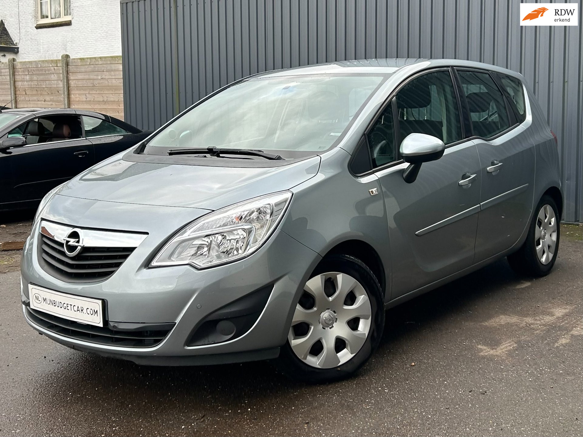 Opel Meriva 1.4 Edition 2010 - voorkant