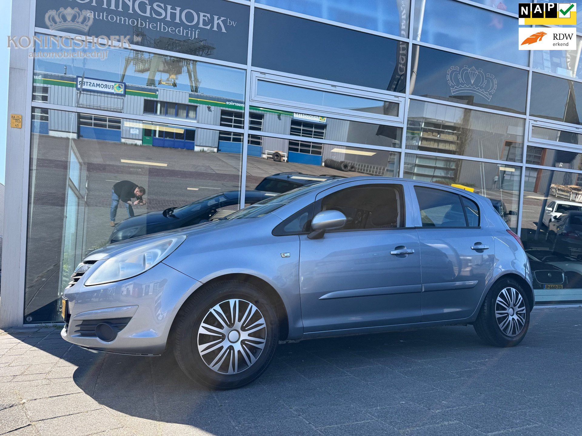 Opel Corsa 1.2-16V Business 2007 - voorkant