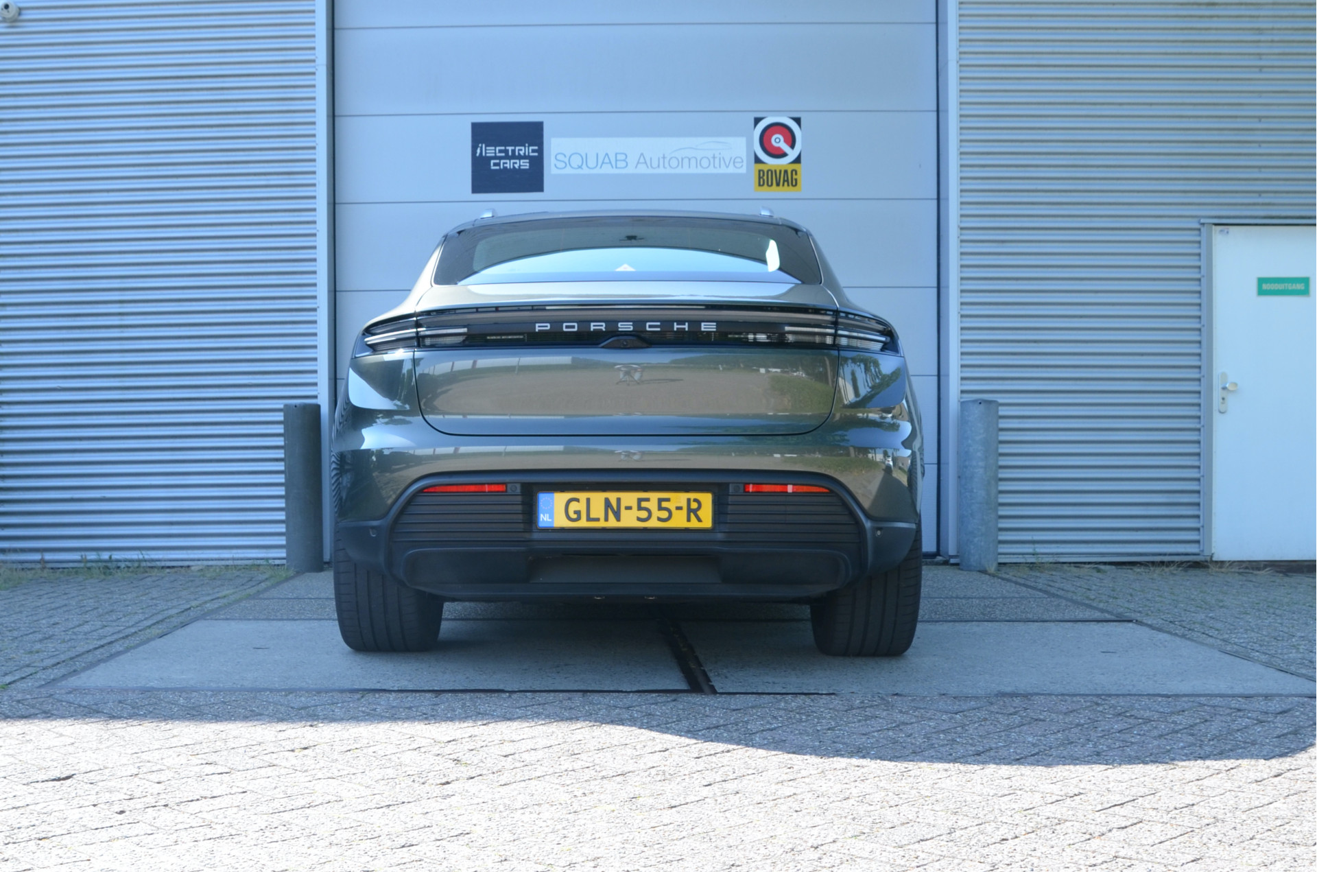 Foto van Porsche Macan 4