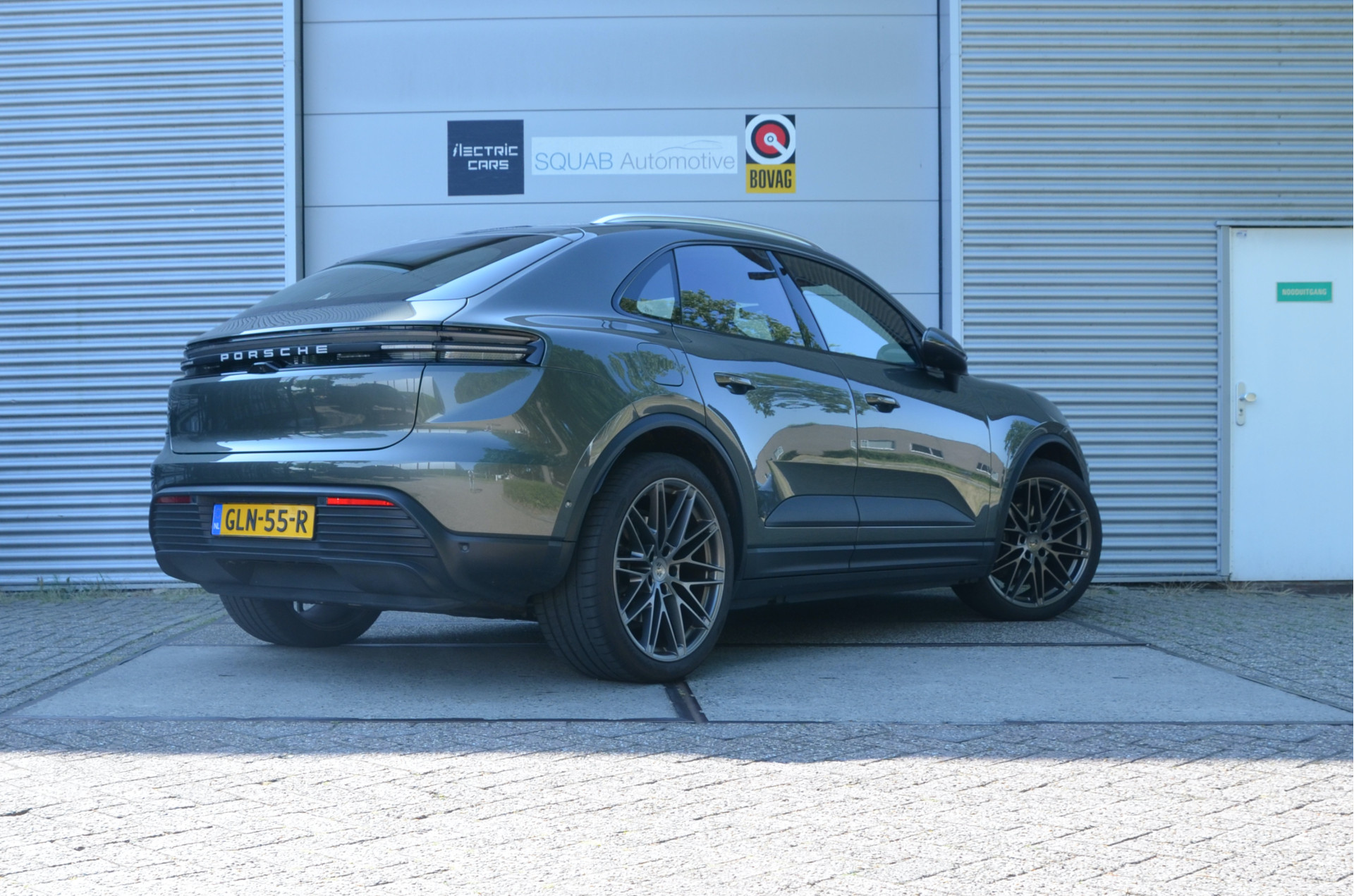 Foto van Porsche Macan 4