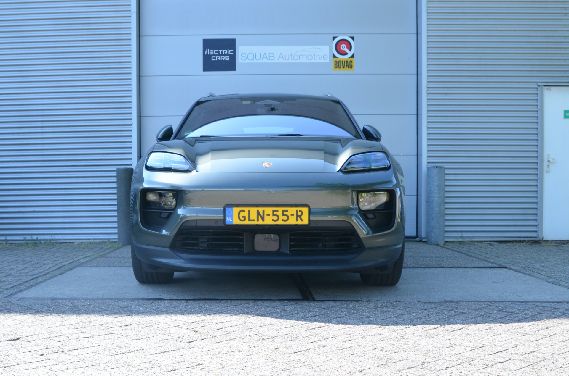 Foto van Porsche Macan 4