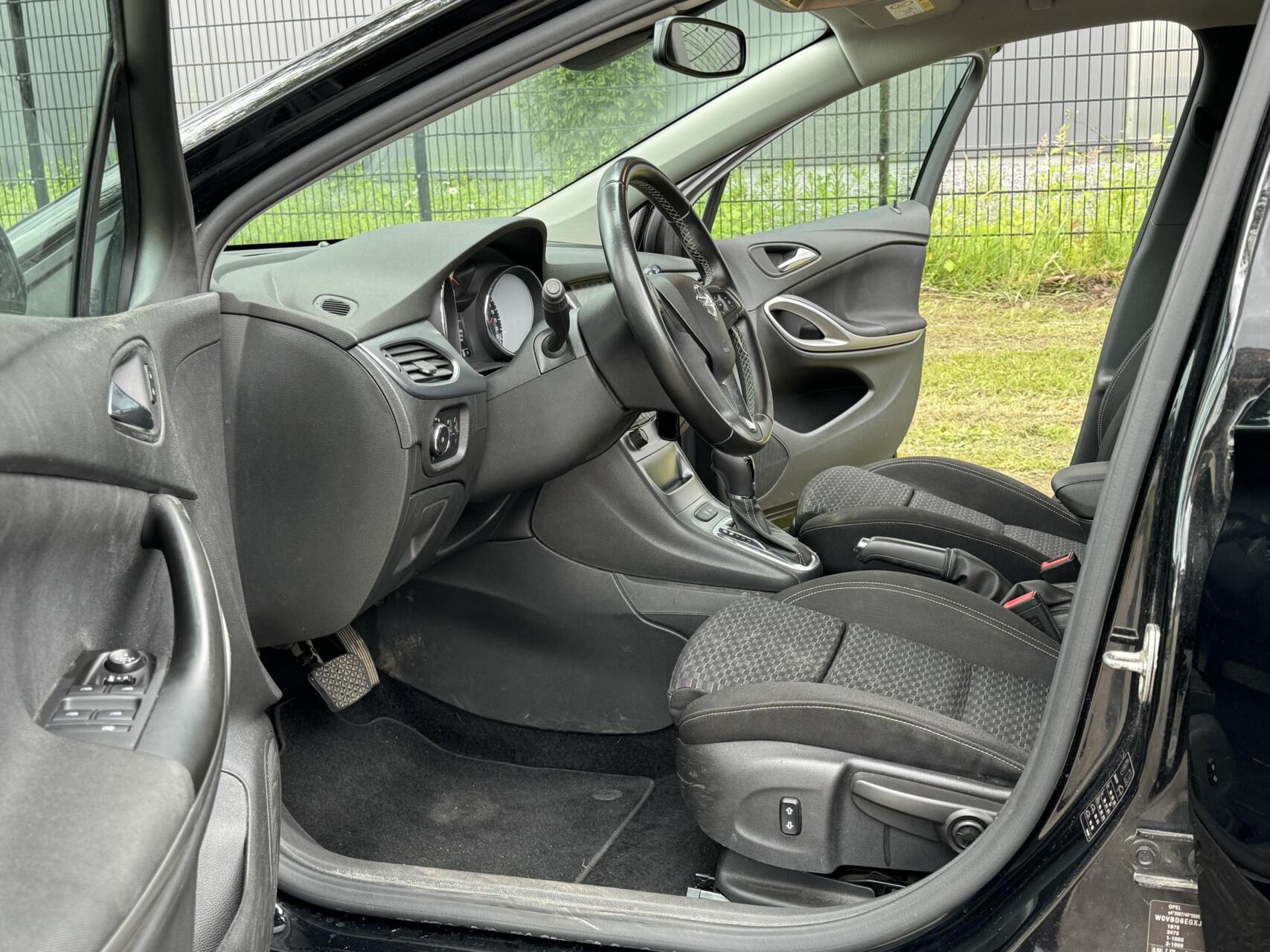 Foto van Opel Astra Sports Tourer