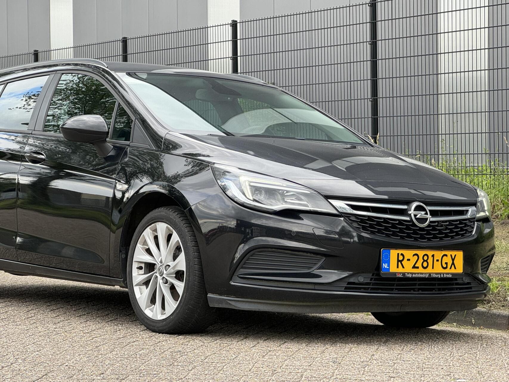 Foto van Opel Astra Sports Tourer