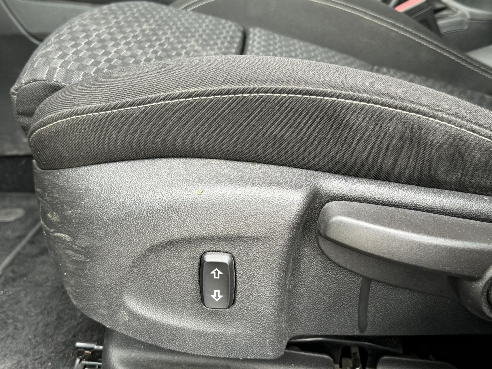 Foto van Opel Astra Sports Tourer