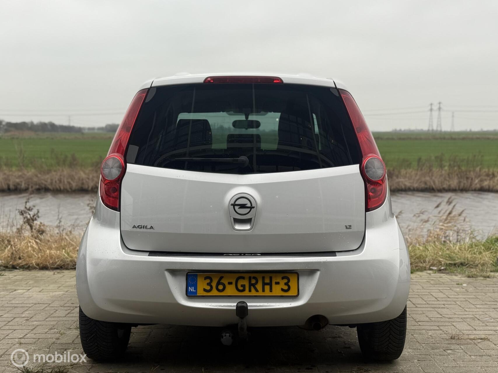 Foto van Opel Agila