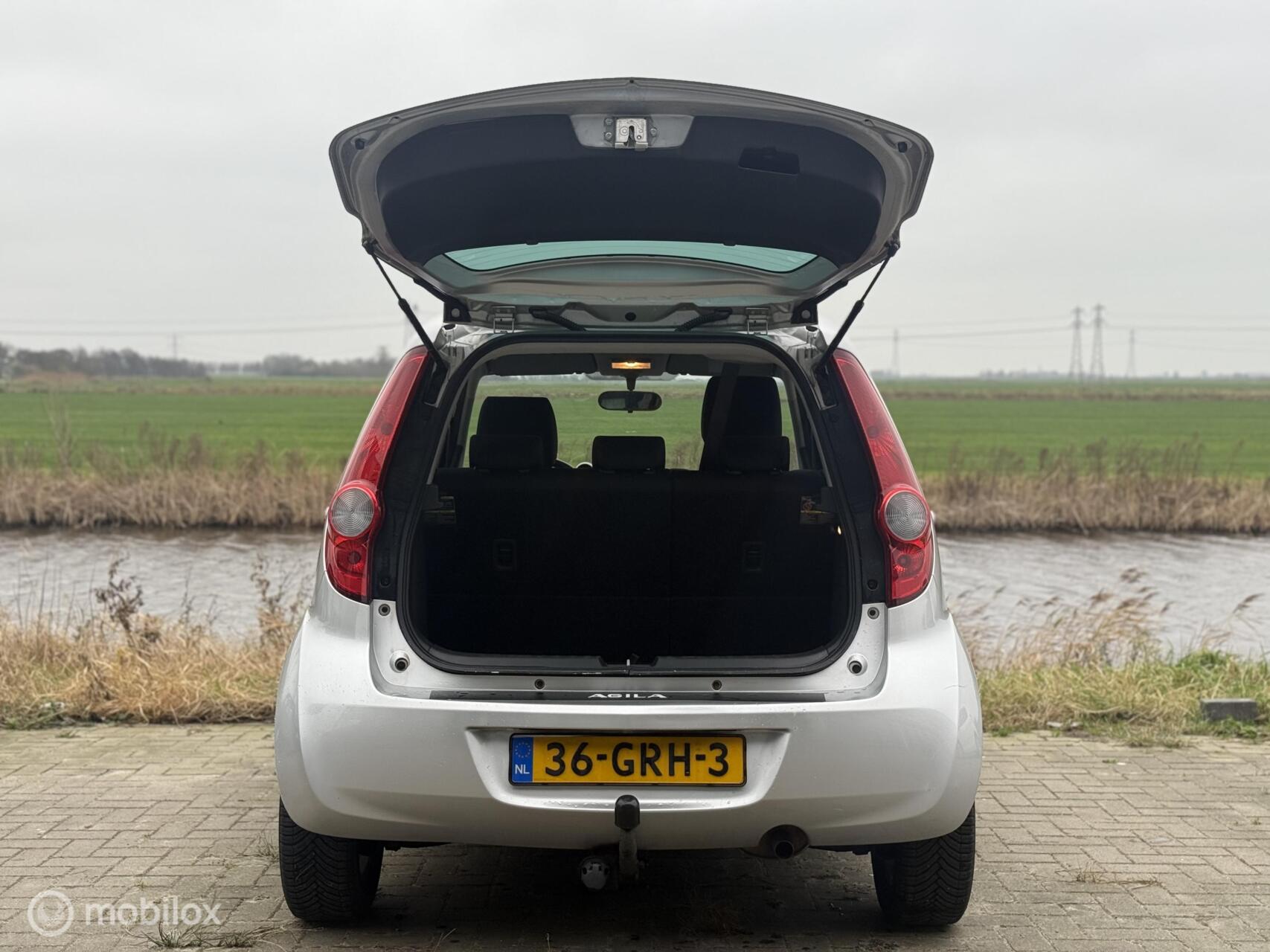 Foto van Opel Agila