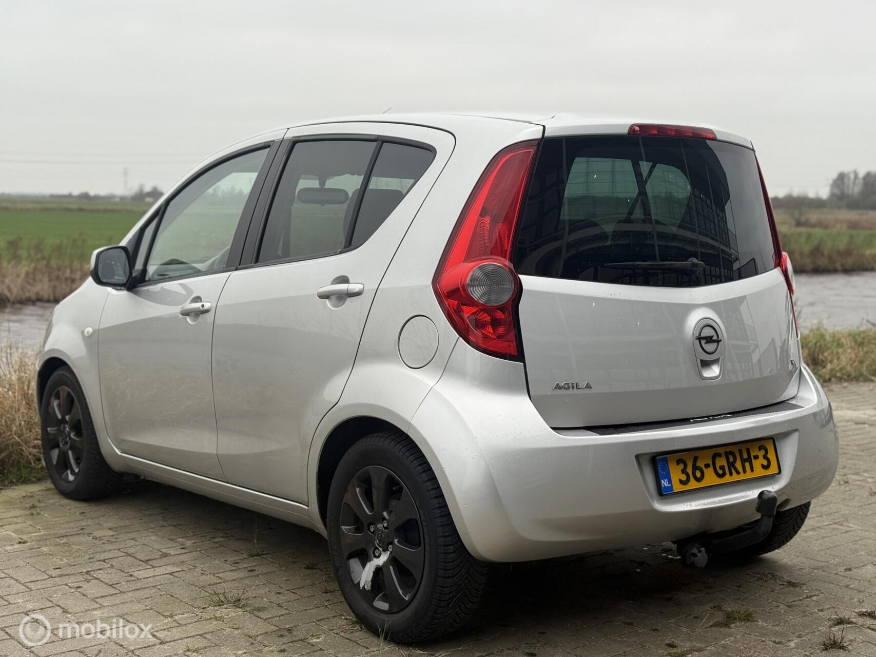 Foto van Opel Agila