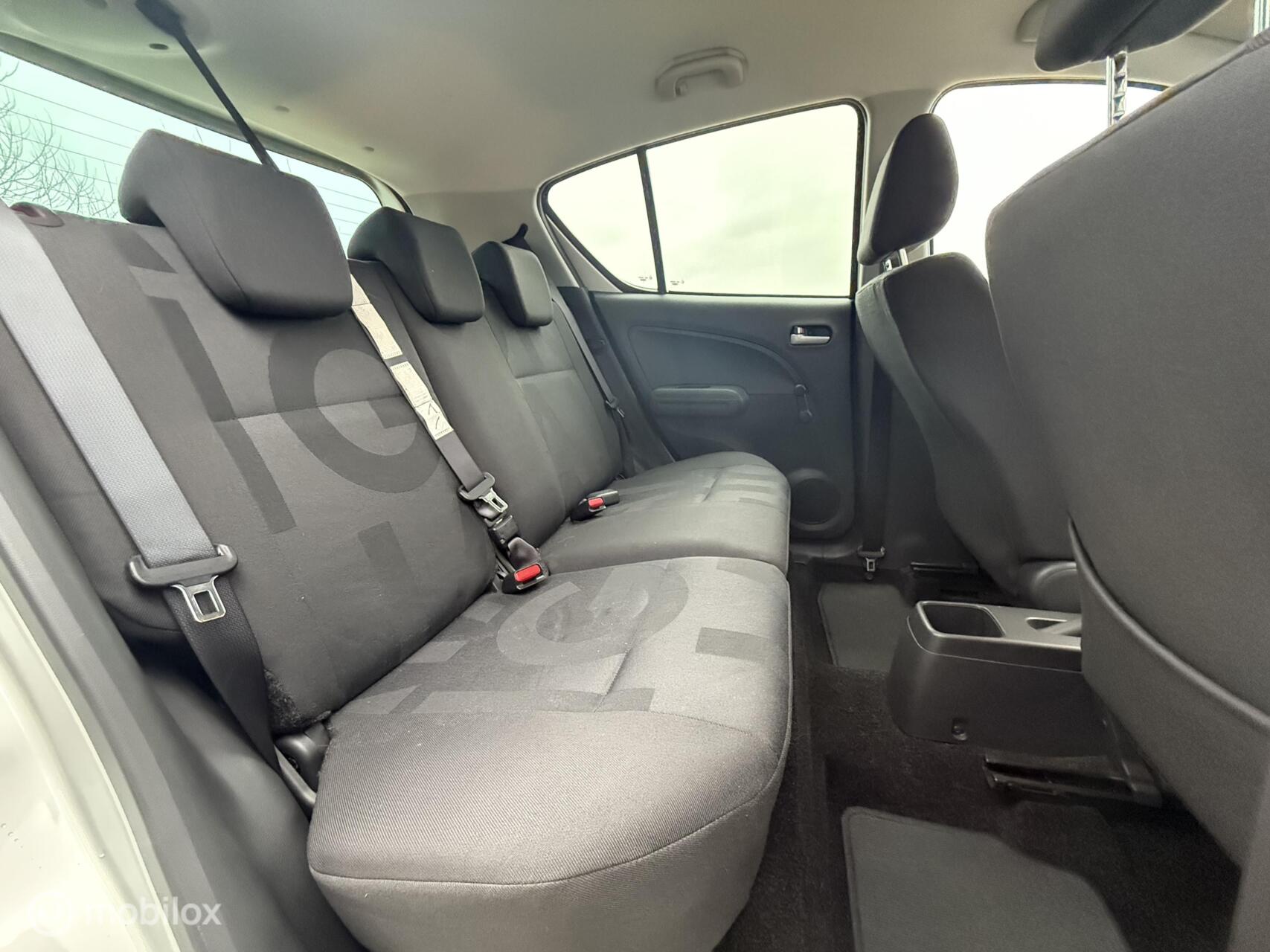 Foto van Opel Agila