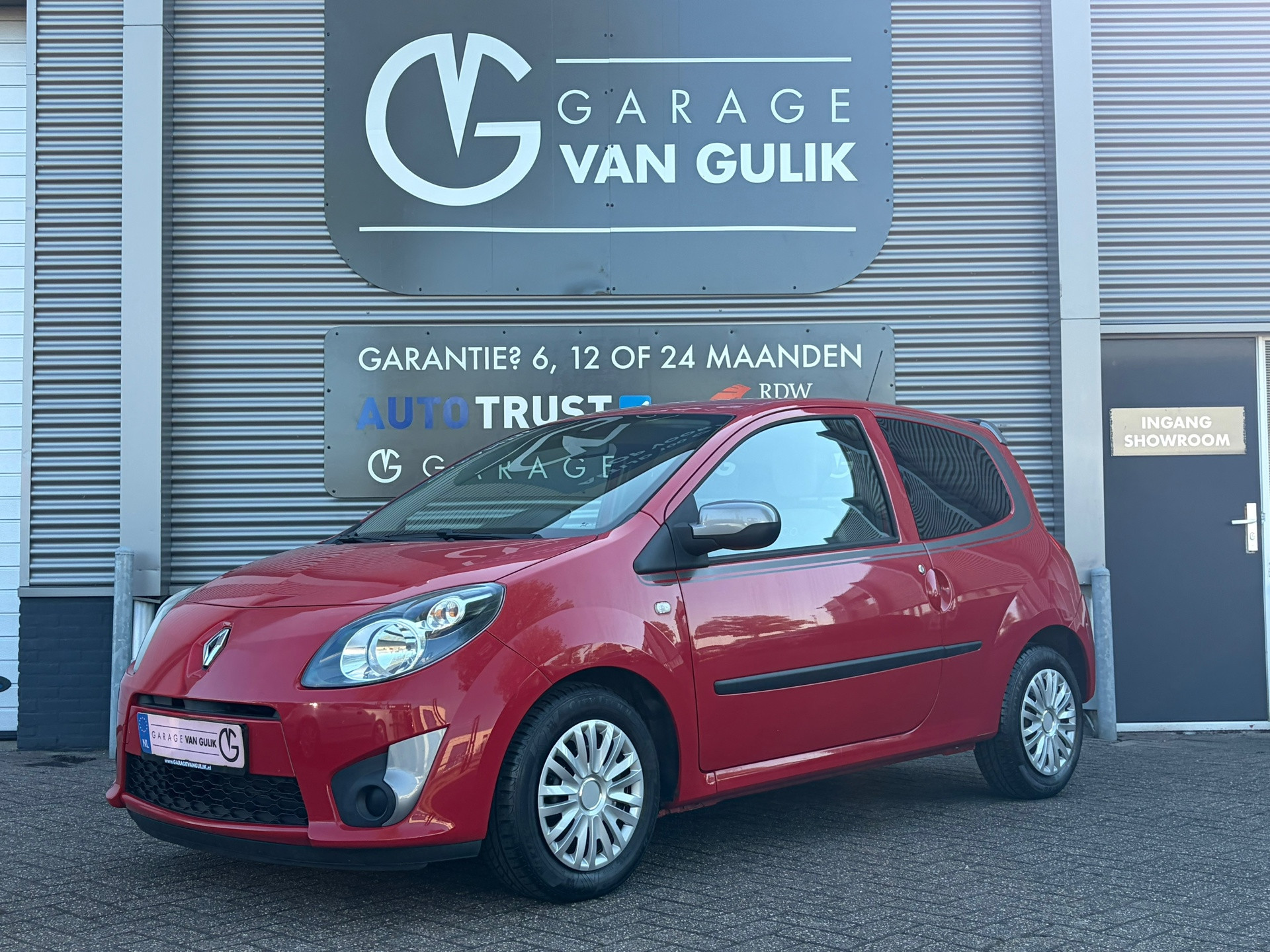 Renault Twingo 1.2-16V Collection 75PK Airco,ElektrRamen+Spiegels,Isofix,Radio/Cd-Speler,Boordcomputer,Usb,GetintGlas,Dakspoiler 2011 - voorkant