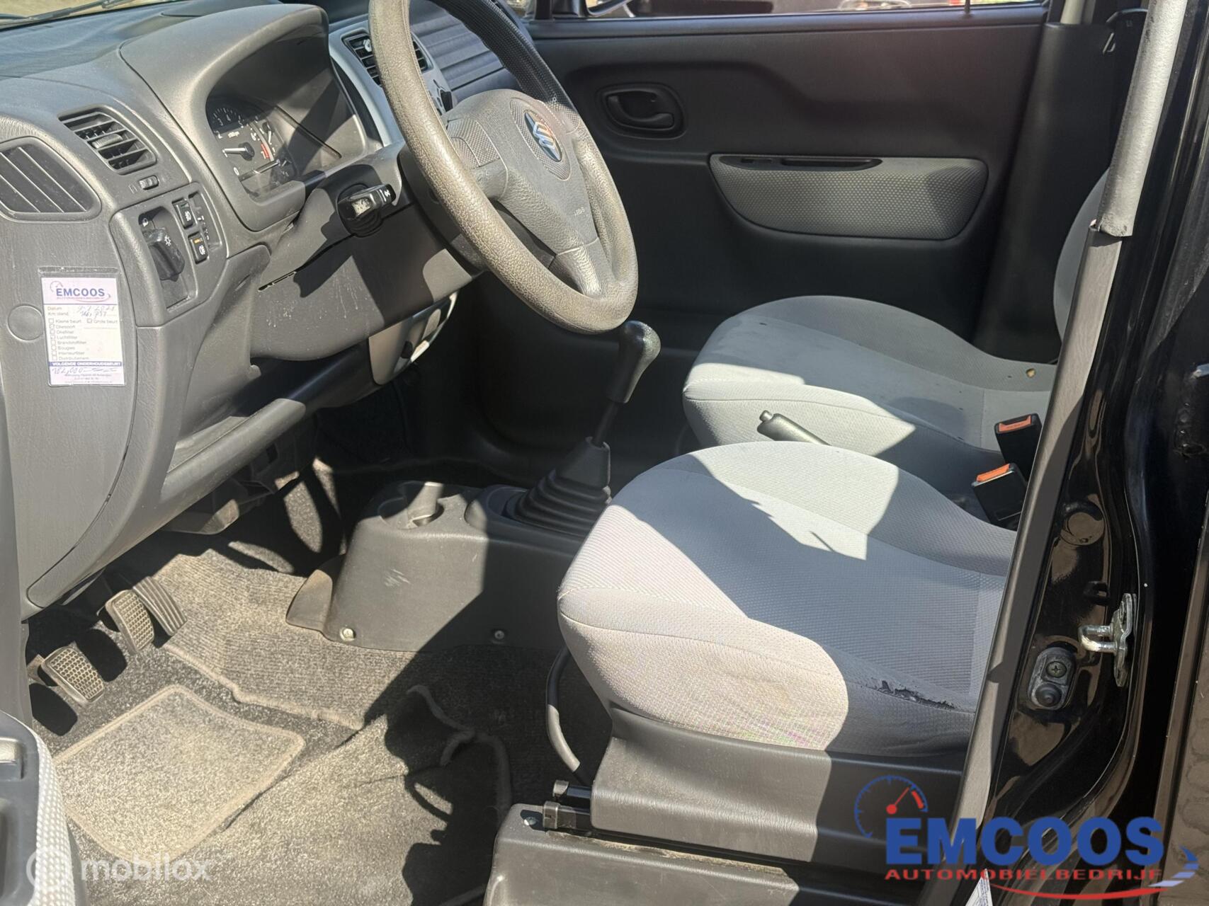 Foto van Suzuki Wagon R