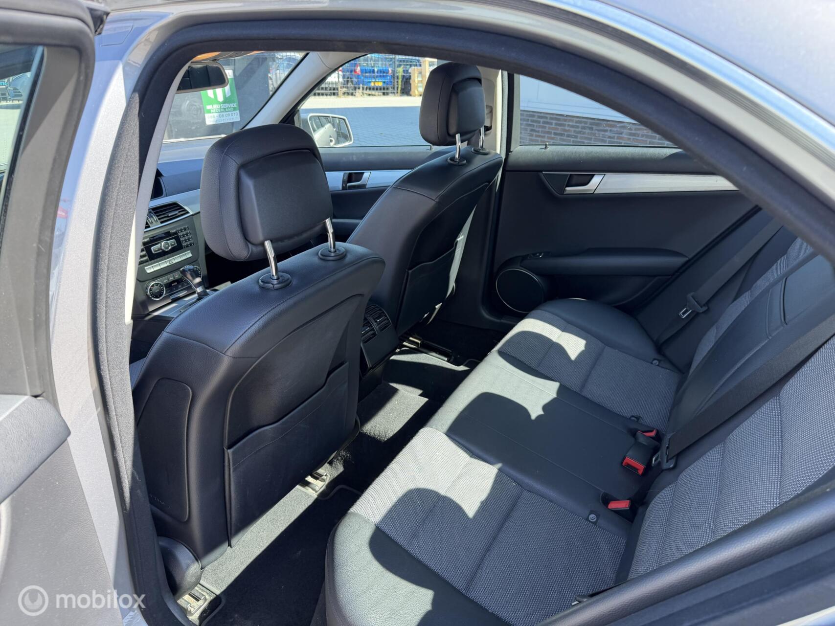 Foto van Mercedes-Benz C 180