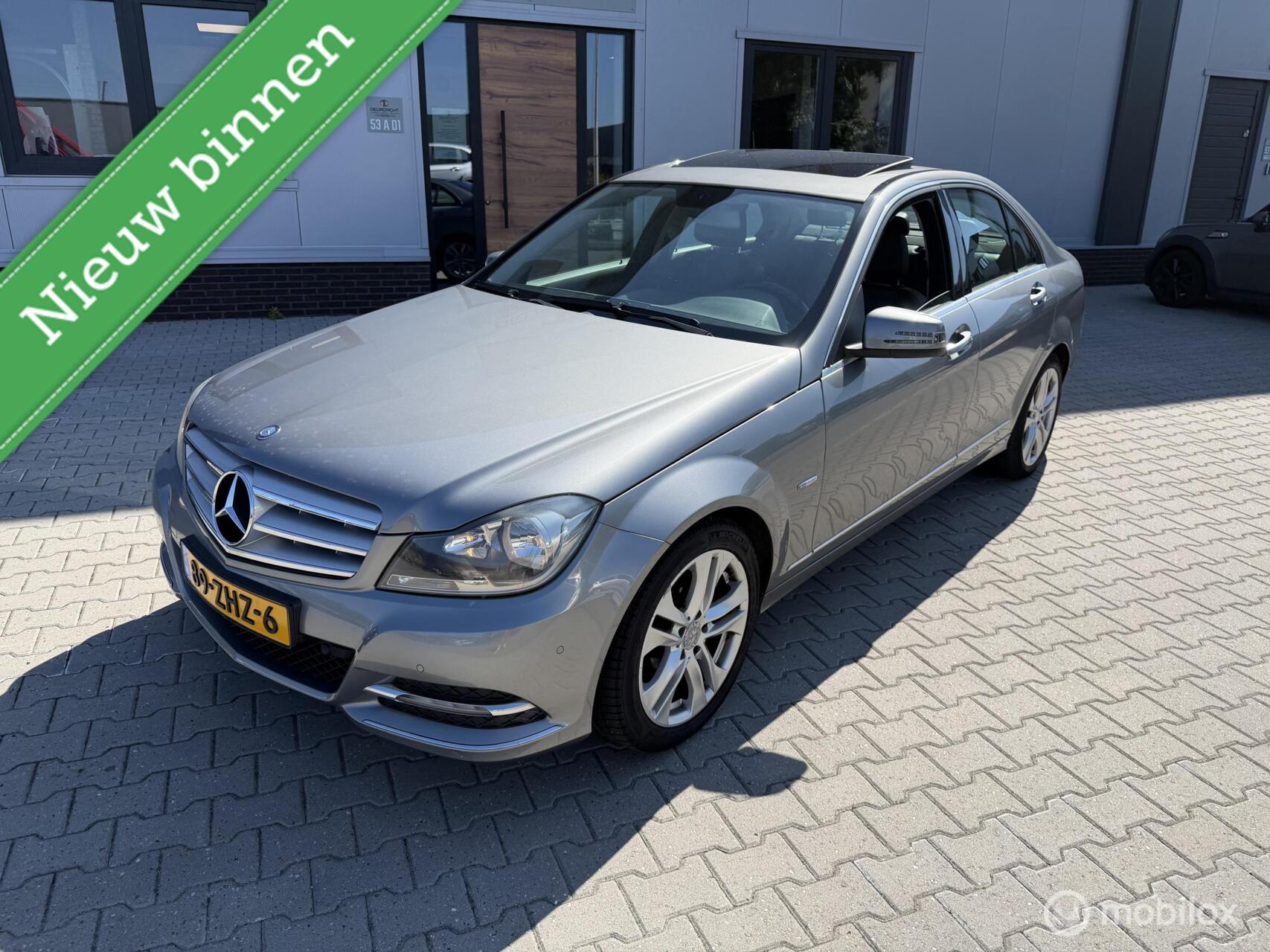 Mercedes-Benz C 180 180 Business Class Avantgarde schuifdak 2012 - voorkant