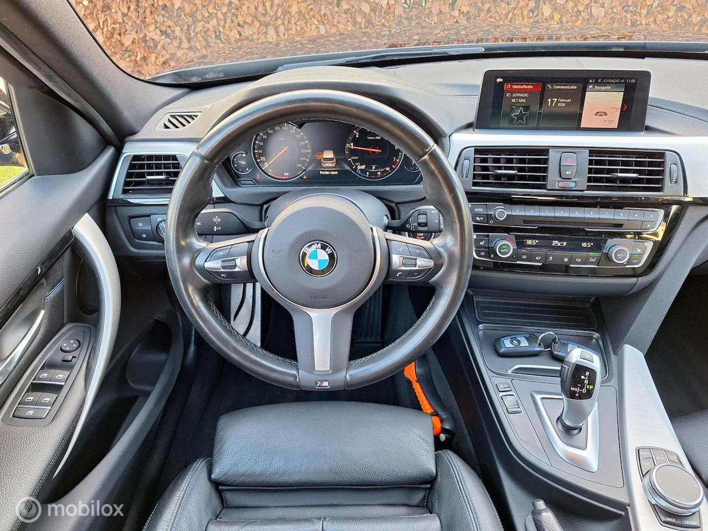 Foto van BMW 318i