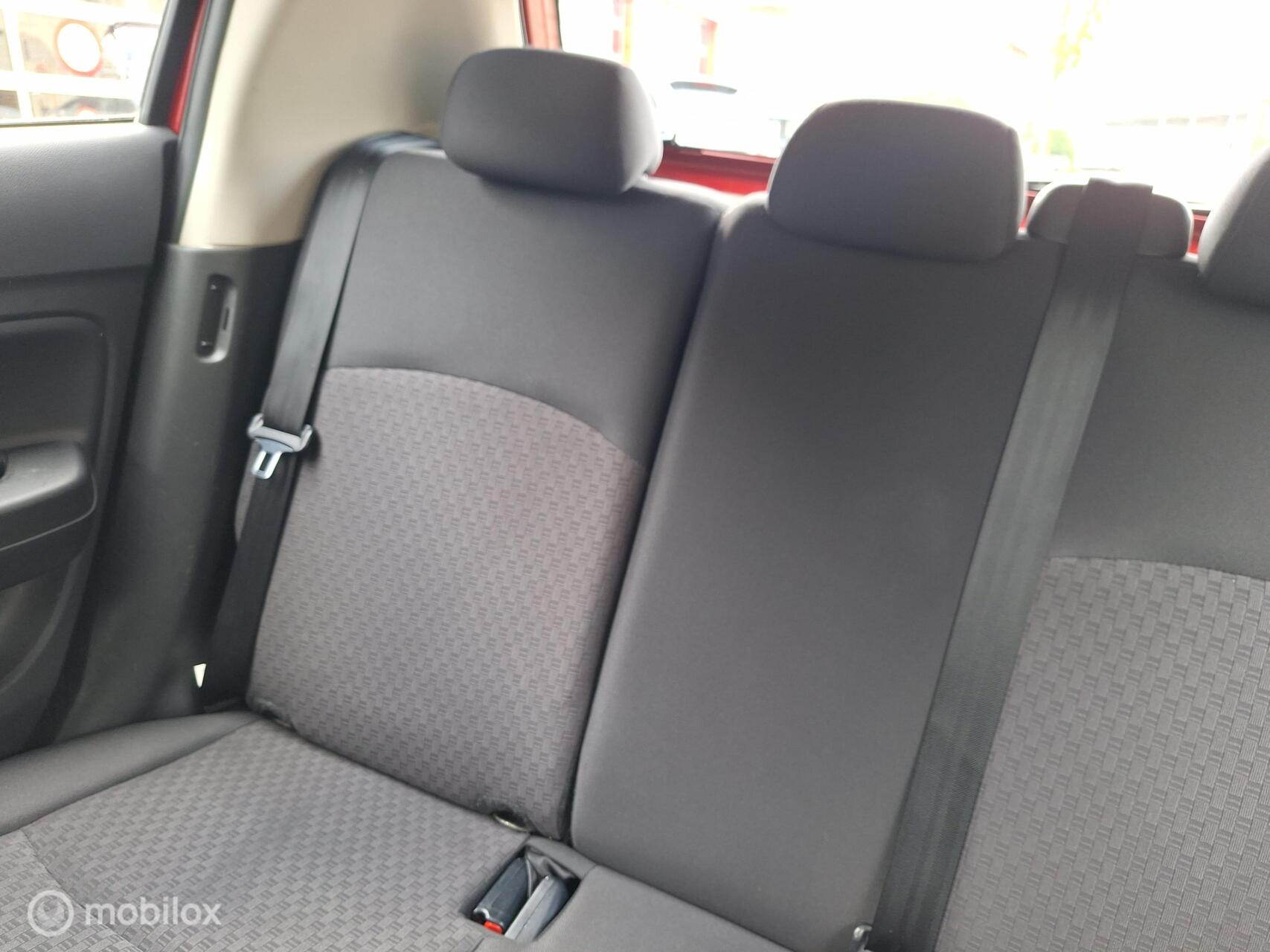 Foto van Mitsubishi Mitsubishi Space Star