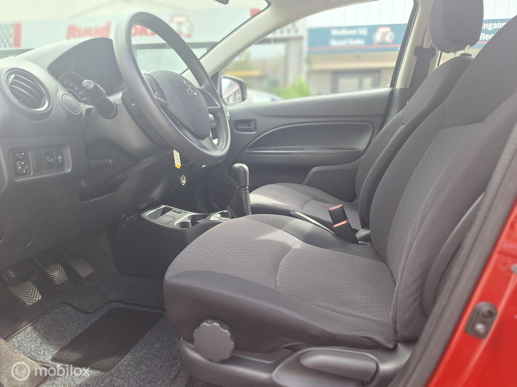 Foto van Mitsubishi Mitsubishi Space Star