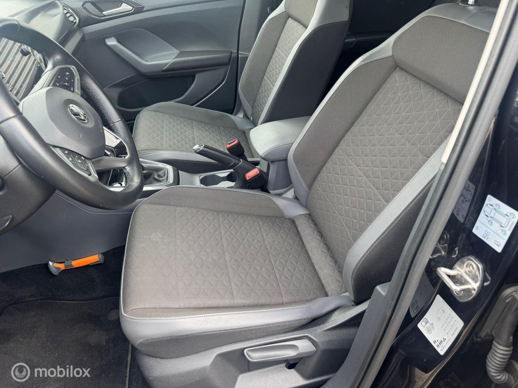Foto van Volkswagen T-cross