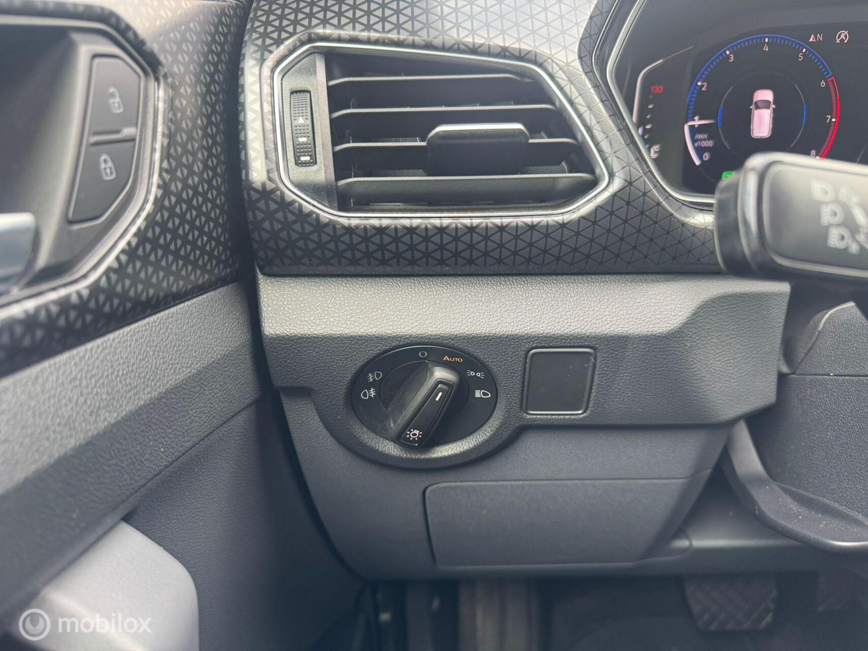 Foto van Volkswagen T-cross