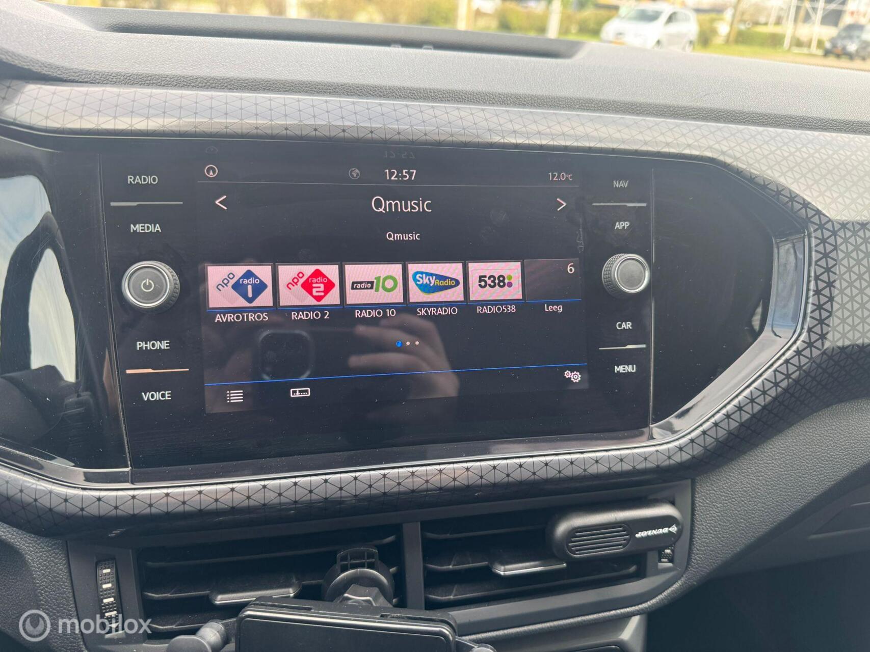 Foto van Volkswagen T-cross