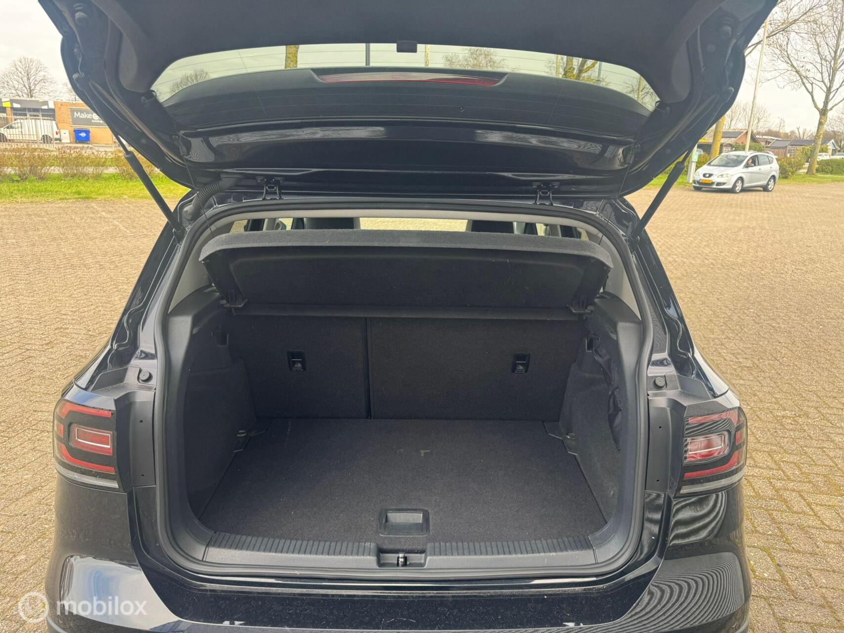 Foto van Volkswagen T-cross