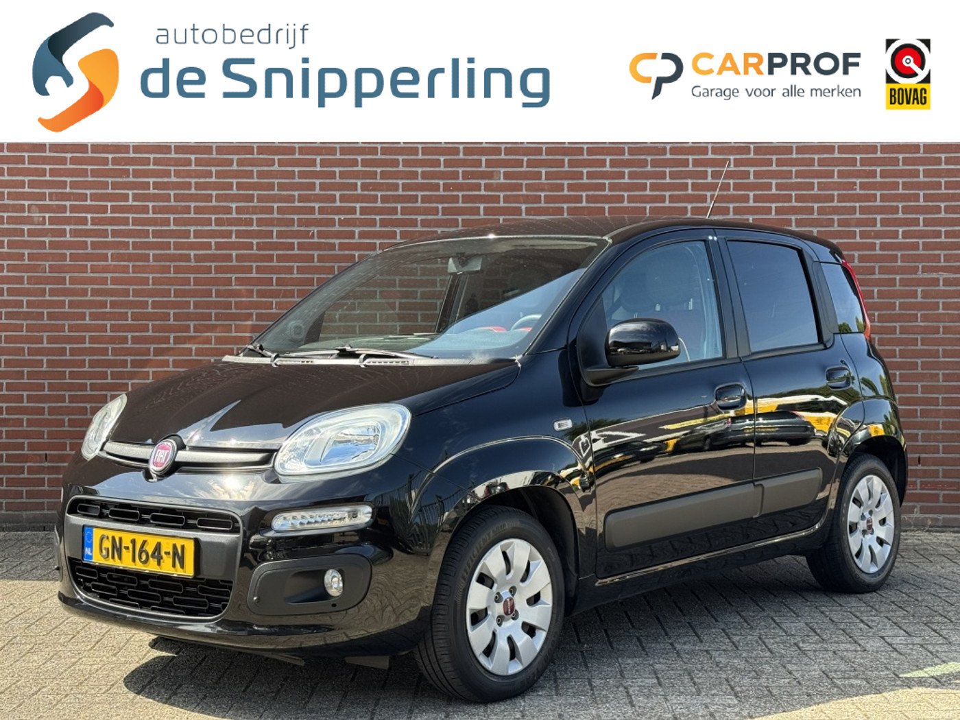 Fiat Panda 0.9 TwinAir Lounge CLIMA PARKEERSENSOREN PRIVACY GLASS 2015 - voorkant