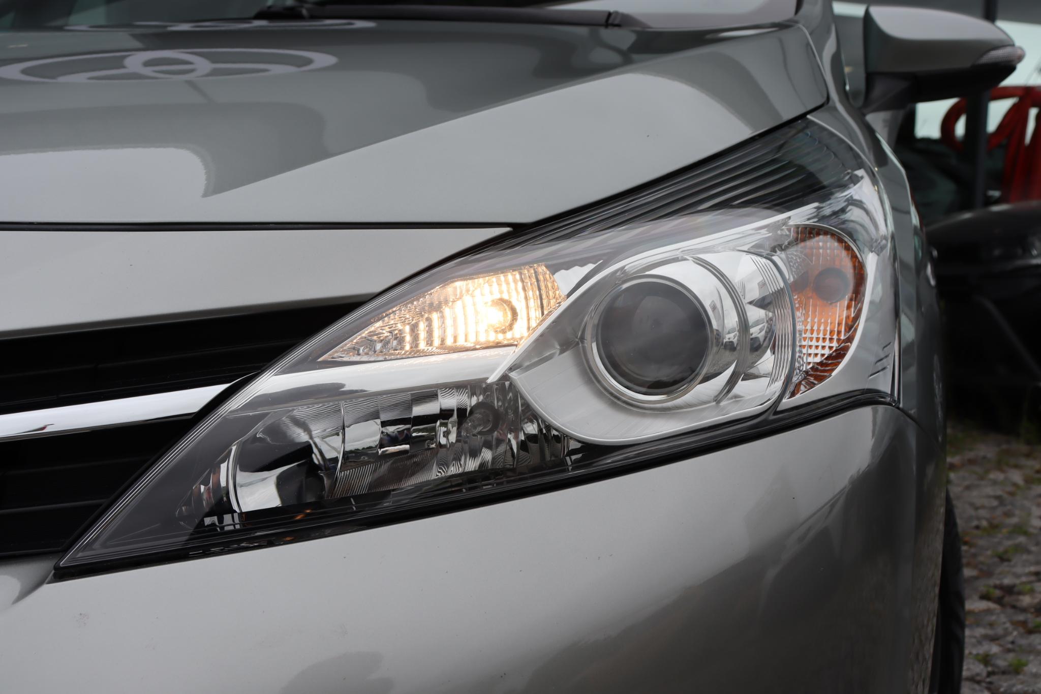 Foto van Toyota Toyota Verso