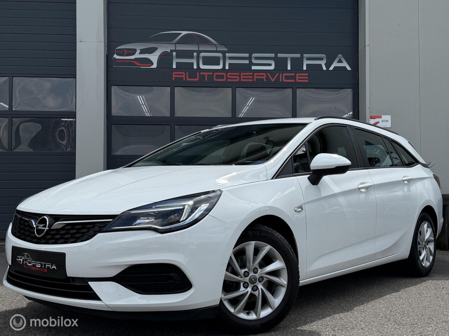 Foto van Opel Astra Sports Tourer
