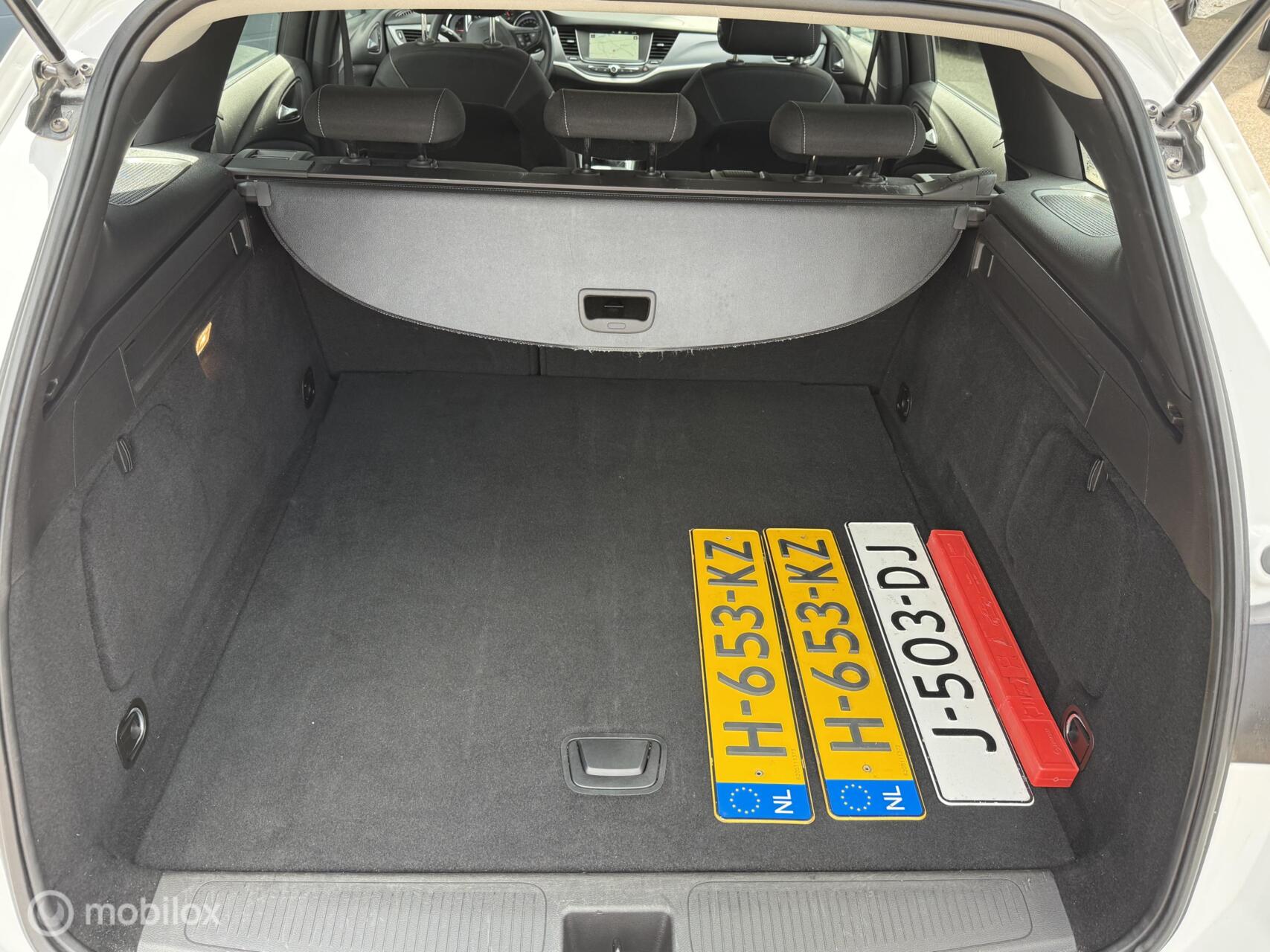 Foto van Opel Astra Sports Tourer