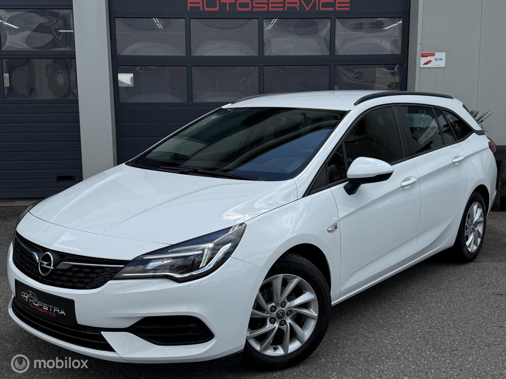 Foto van Opel Astra Sports Tourer