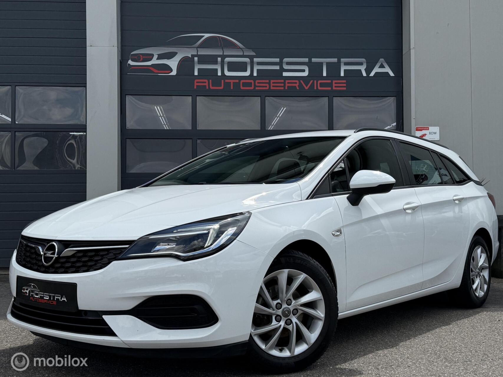 Foto van Opel Astra Sports Tourer