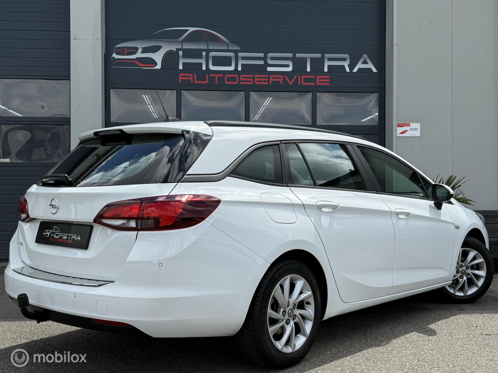Foto van Opel Astra Sports Tourer
