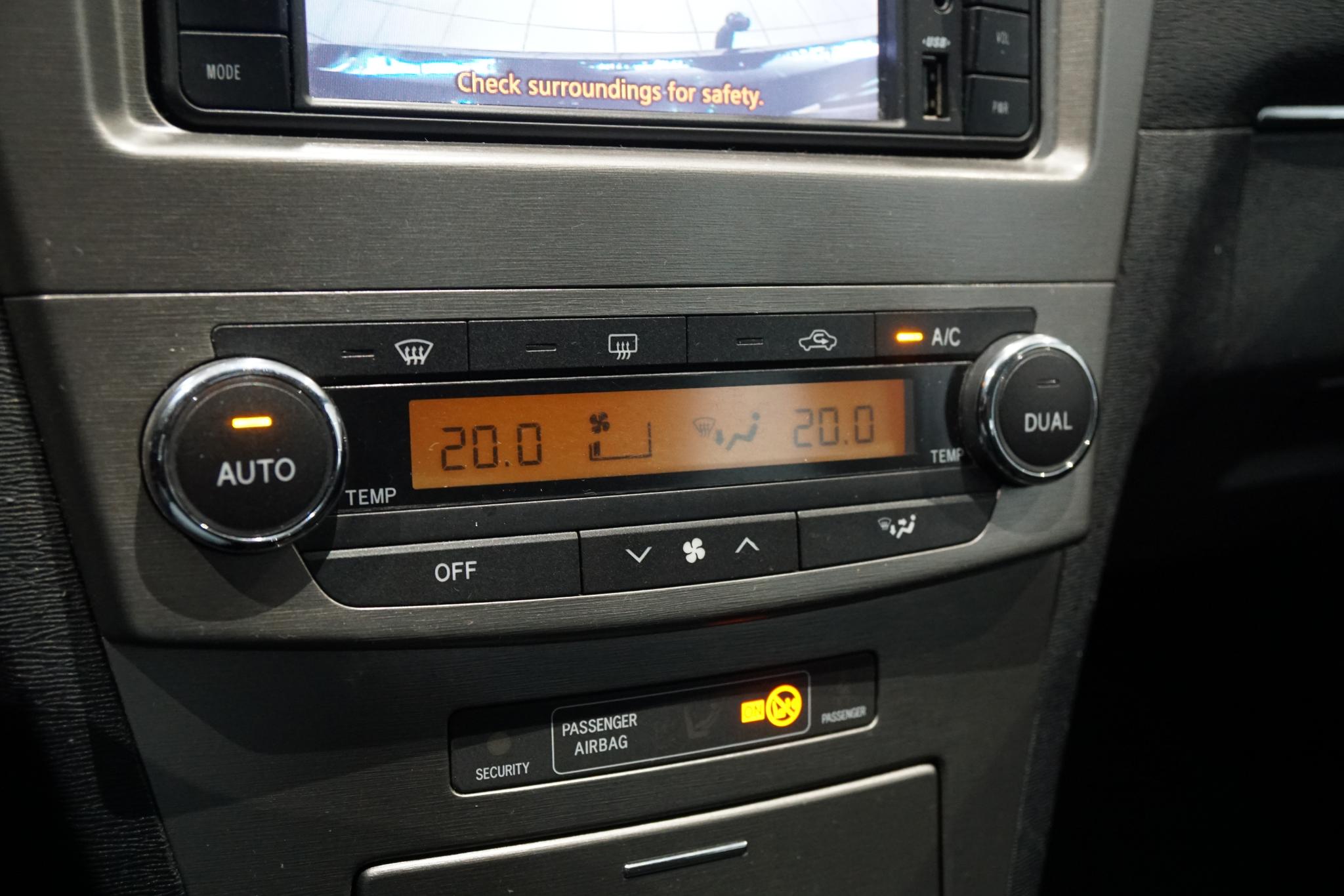 Foto van Toyota Avensis