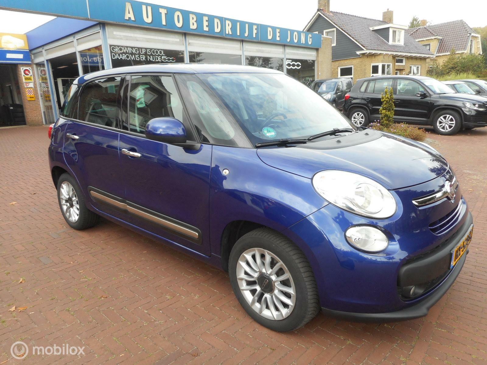 Fiat 500l TwinAir Turbo 105 Lounge  ECC+LM-16+PDC+CRUISE+METALLIC 2016 - voorkant
