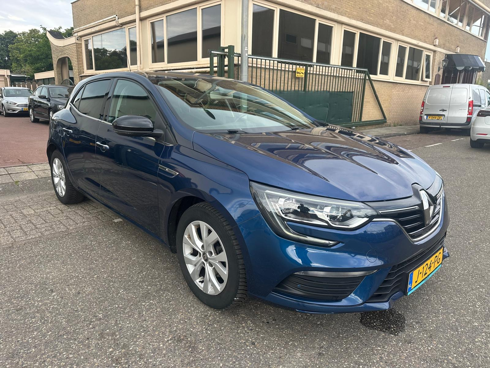 Renault Megane 1.3 TCe  Automaat Limited 2020 Nap 2020 - voorkant