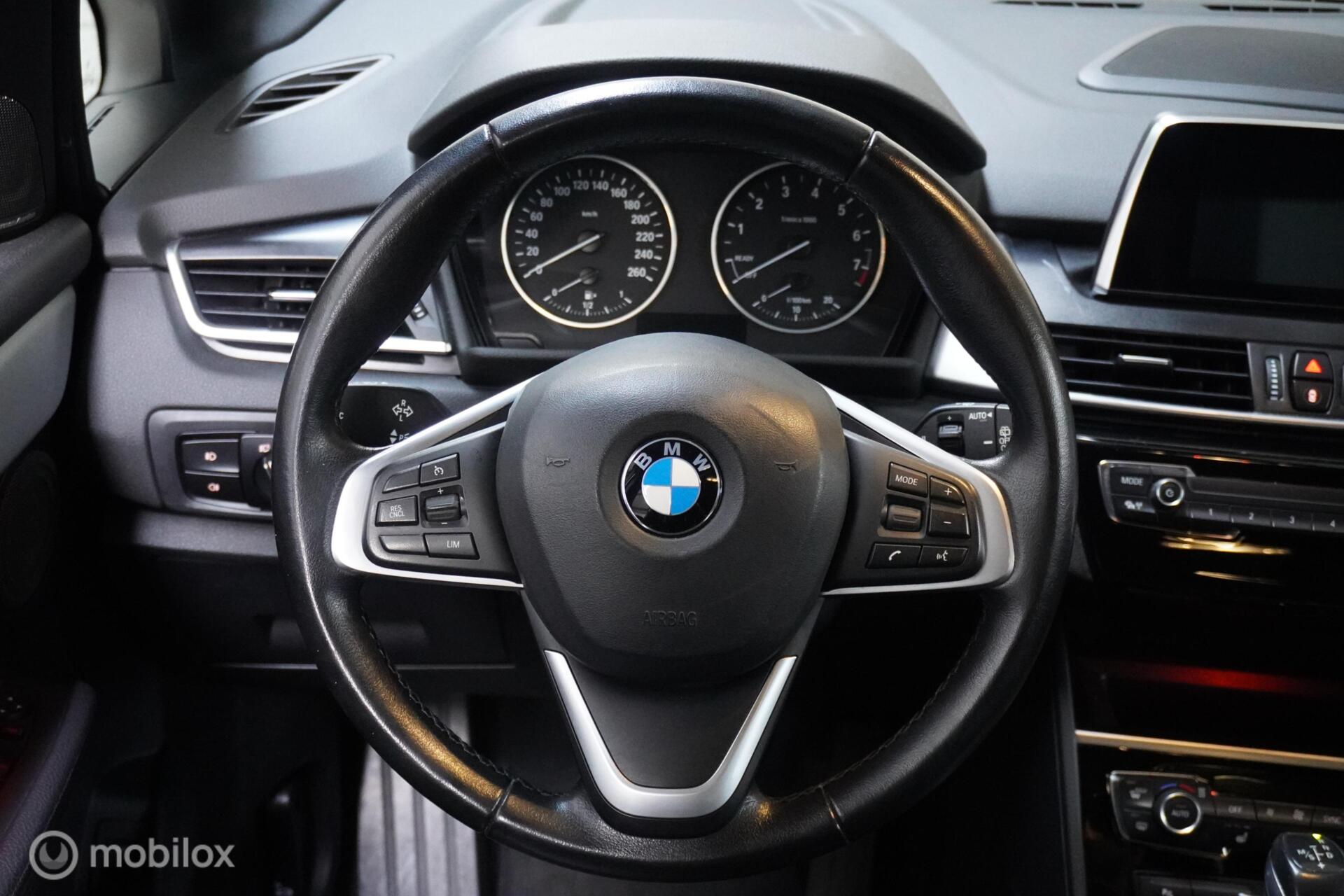 Foto van BMW 220i Active Tourer