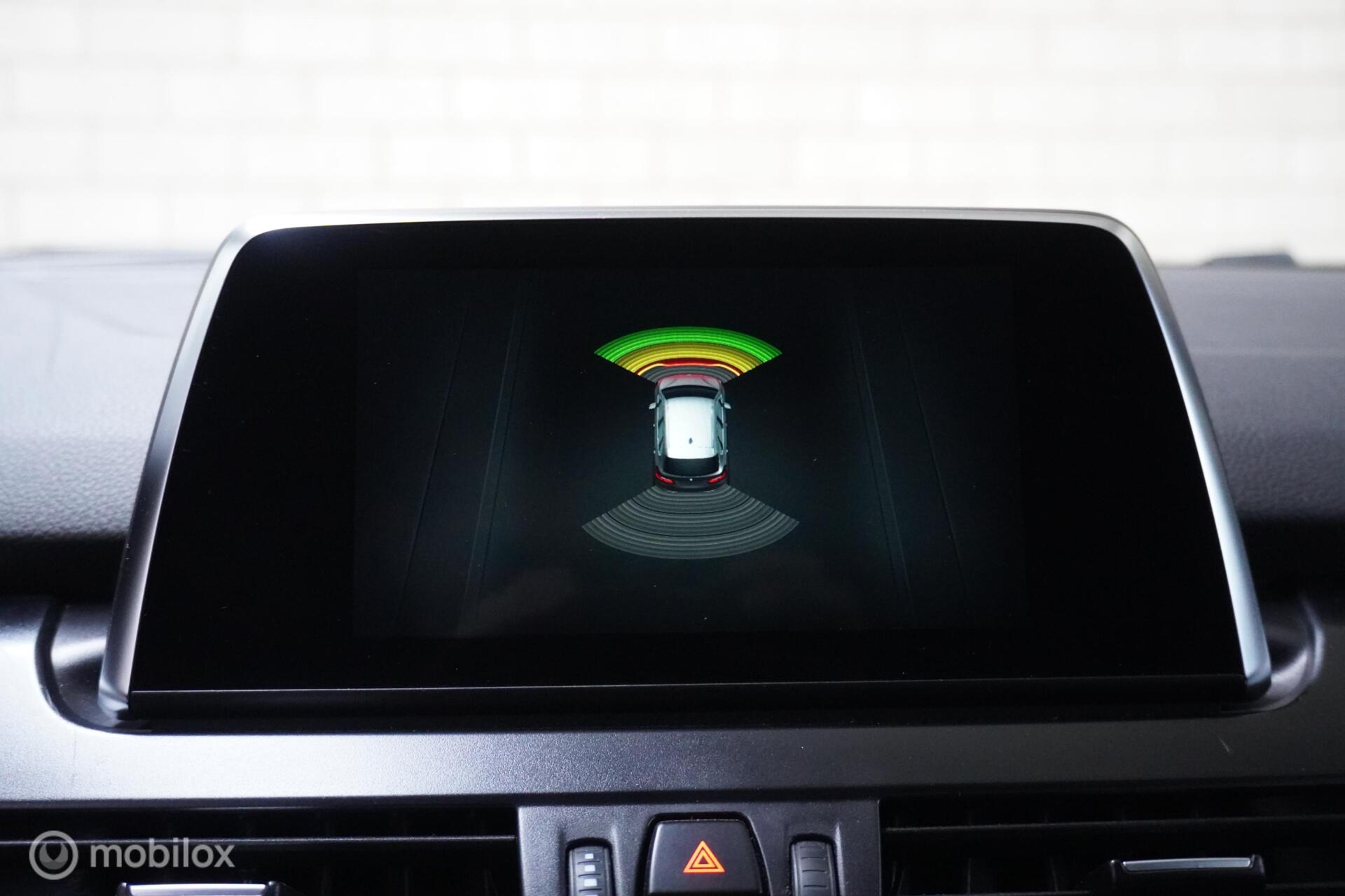 Foto van BMW 220i Active Tourer